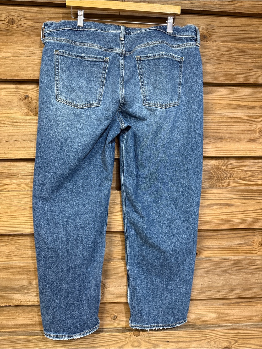 Old Navy Mid-rise Boyfriend Loose Jeans - Picture 5 of 6